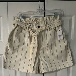 Time and Tru Cream High Waist Shorts with Belt